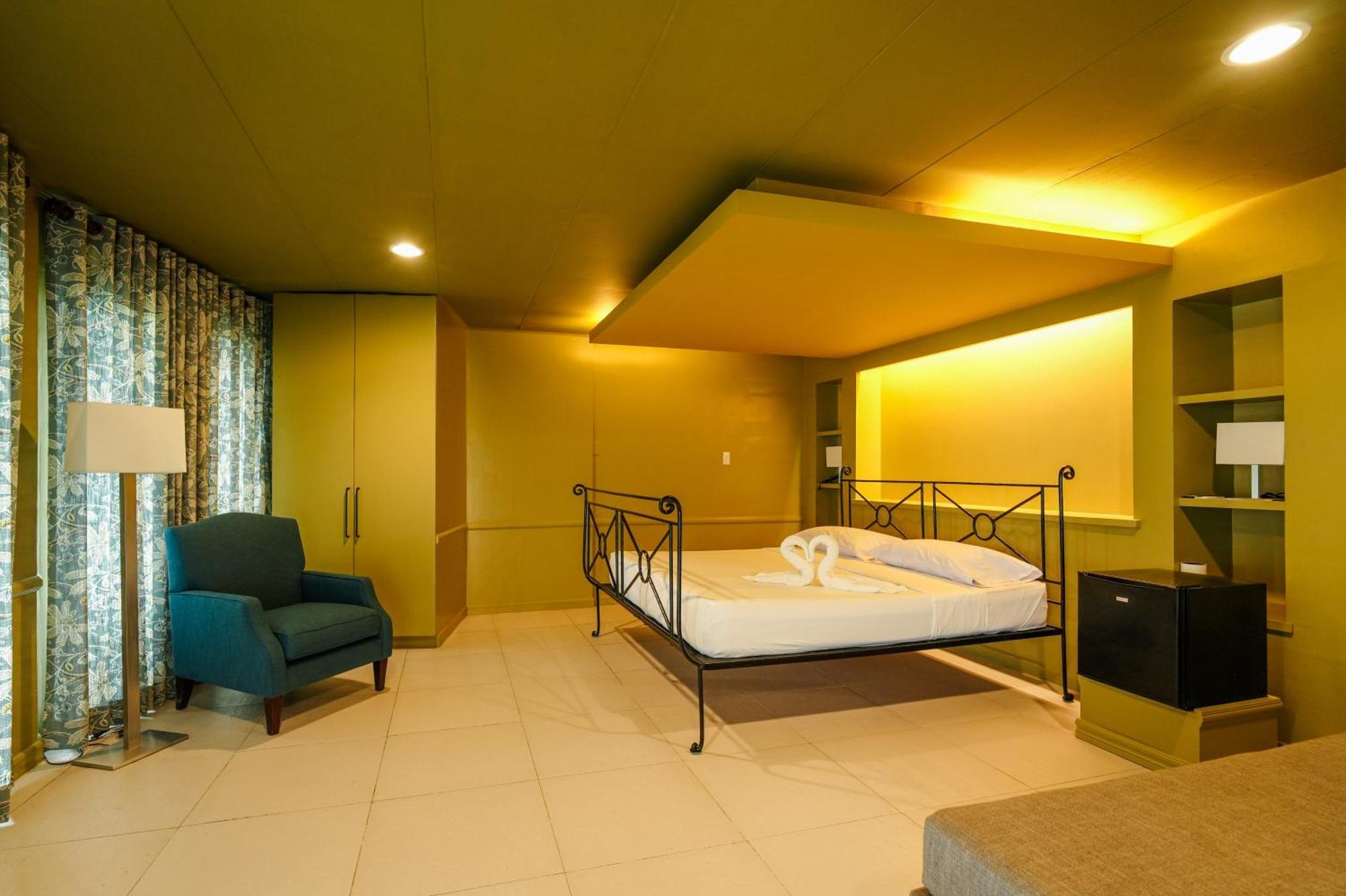 Bed and Breakfast Jacobs Hill Tagaytay Tagaytay City Exterior foto